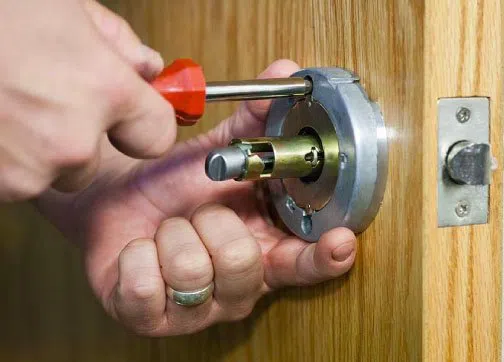 Super Locksmith Services Monrovia, CA 626-264-9913 - 29-13